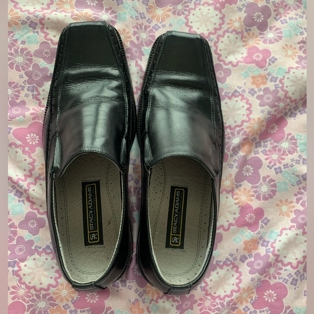 Stacy Adams black slip on dress shoes size 8